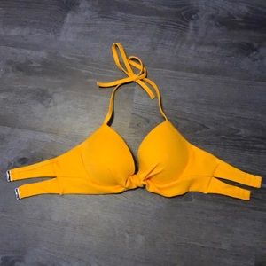 Bikini top